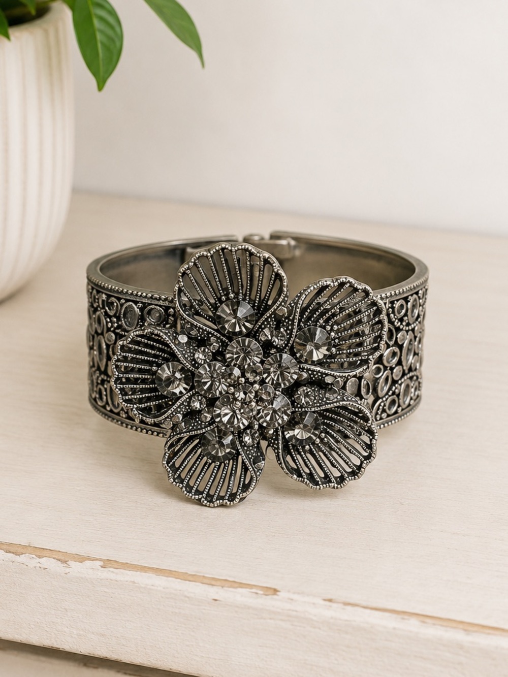 Vintage‎ Diamanté Flower Hinged Bangle Bracelet Burnished Silver Art Deco Bold